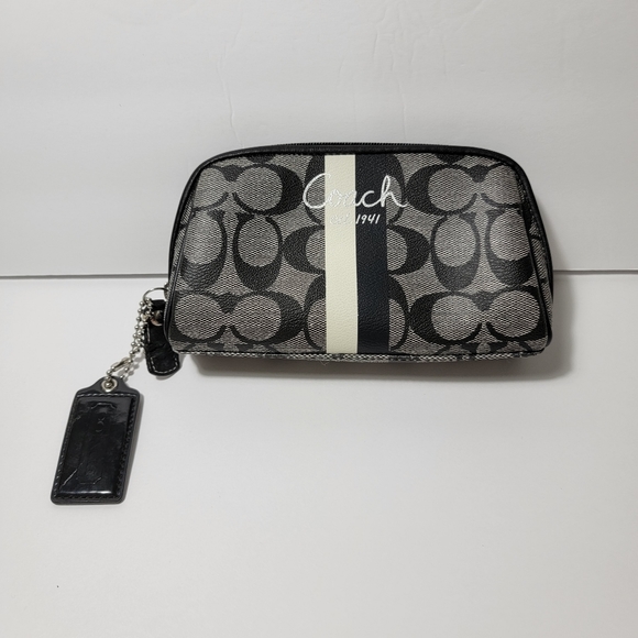 Coach 1941 Saffiano Leather Wristlet or Cosmetic Makeup Black and White Bag - Picture 8 of 9